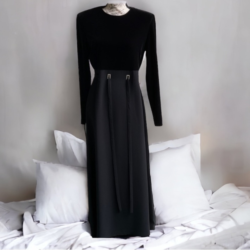 Vintage David Warren NY Formal Black Velvet Top Belted Maxi Dress size 12 NWOT